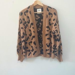 Abercrombie & Fitch Leopard Print Sweater sz Sml